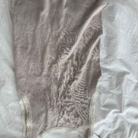 Brandy Melville Laced Tank Top - Brand New - Size XS - Picture 5 of 5